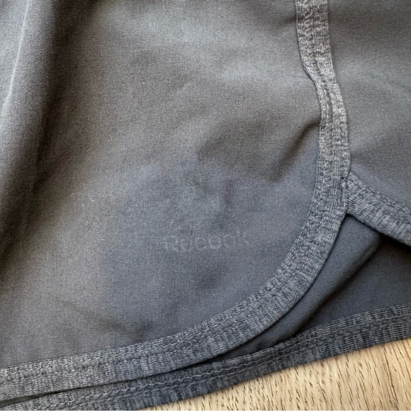 Reebok Gray Athletic Shorts with Elastic Waistband - Picture 3 of 5